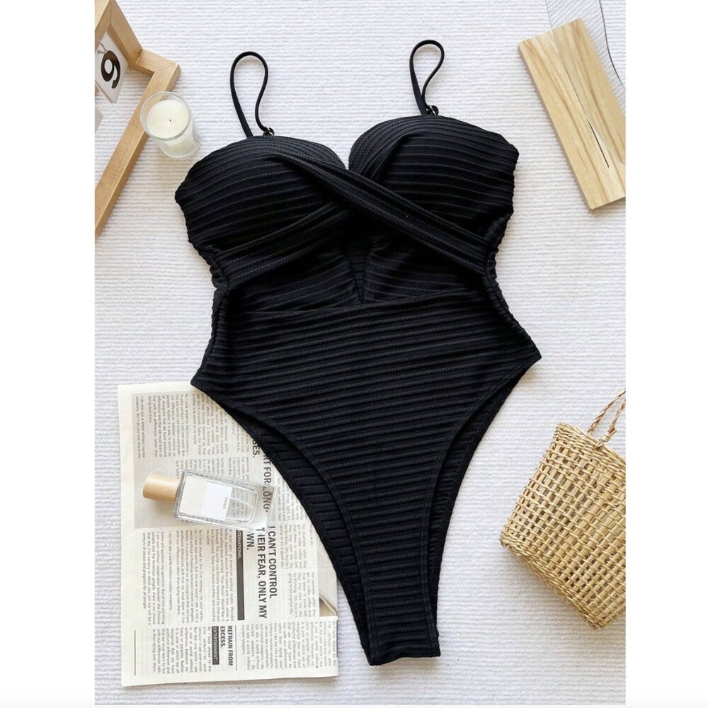 New in Posh C 🔆 | The Sevilla Lux Euro Style Black Push Up One Piece Swimsuit - Picture 6 of 8